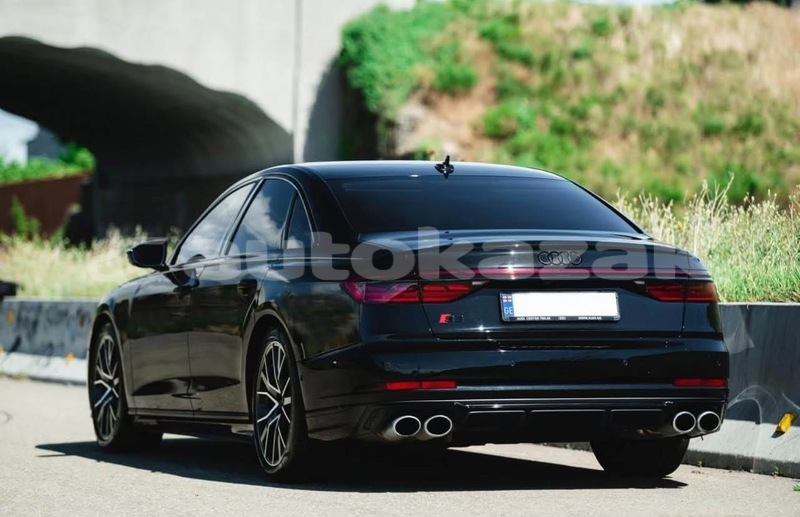 Big with watermark audi s8 taraz georgiyev 6374