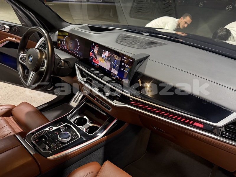 Big with watermark bmw x7 almati almaty 6376