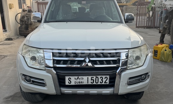 Buy Used Mitsubishi Pajero White Car in Zatobolsk in Kostanay Buy Used Mitsubishi Pajero White Car in Zatobolsk in Kostanay