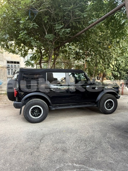 Big with watermark ford bronco taraz georgiyev 6380