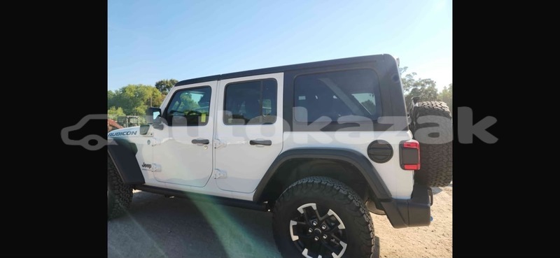 Big with watermark jeep wrangler taraz georgiyev 6384