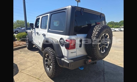 Buy Used Jeep Wrangler White Car in Georgiyev in Taraz Buy Used Jeep Wrangler White Car in Georgiyev in Taraz