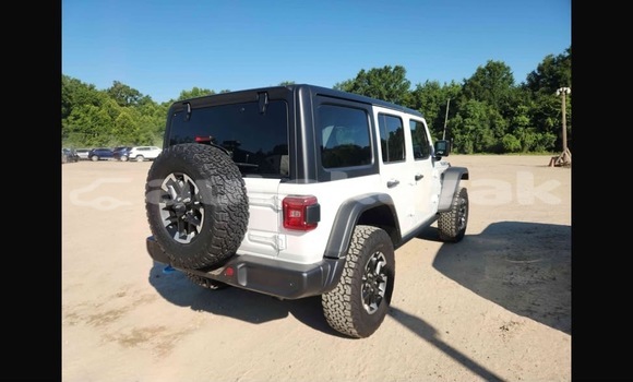 Buy Used Jeep Wrangler White Car in Georgiyev in Taraz Buy Used Jeep Wrangler White Car in Georgiyev in Taraz