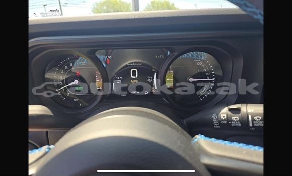 Buy Used Jeep Wrangler White Car in Georgiyev in Taraz Buy Used Jeep Wrangler White Car in Georgiyev in Taraz