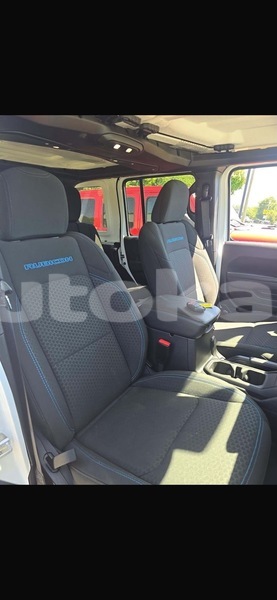 Big with watermark jeep wrangler taraz georgiyev 6384