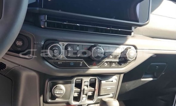 Buy Used Jeep Wrangler White Car in Georgiyev in Taraz Buy Used Jeep Wrangler White Car in Georgiyev in Taraz