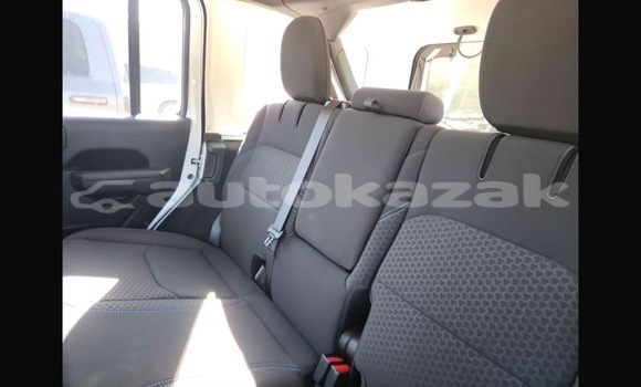 Buy Used Jeep Wrangler White Car in Georgiyev in Taraz Buy Used Jeep Wrangler White Car in Georgiyev in Taraz