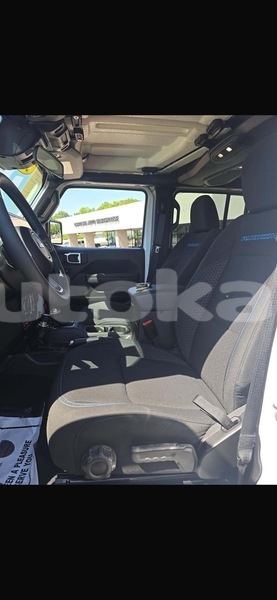 Big with watermark jeep wrangler taraz georgiyev 6384