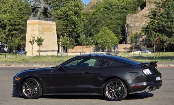 Buy Used Ford Mustang Black Car in Georgiyev in Taraz Buy Used Ford Mustang Black Car in Georgiyev in Taraz