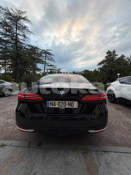 Big with watermark bmw 5 series taraz georgiyev 6392