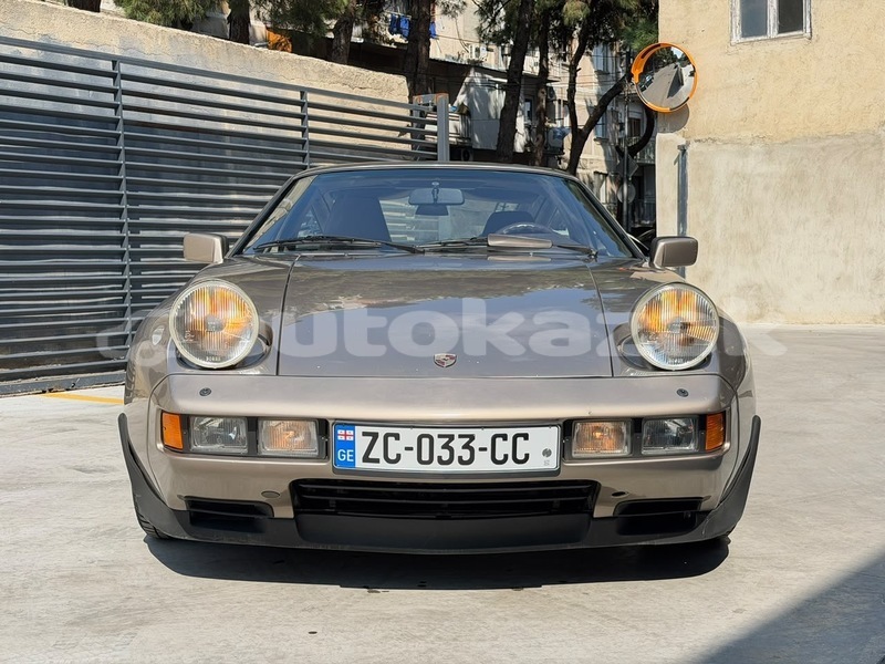 Big with watermark porsche 928 taraz georgiyev 6400