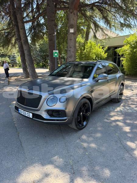 Big with watermark bentley bentayga taraz georgiyev 6401