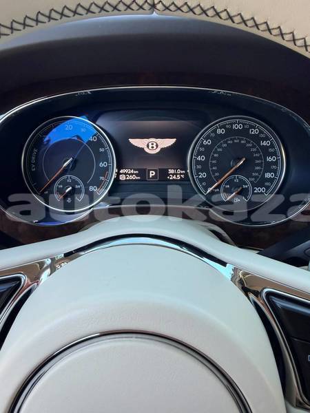 Big with watermark bentley bentayga taraz georgiyev 6401
