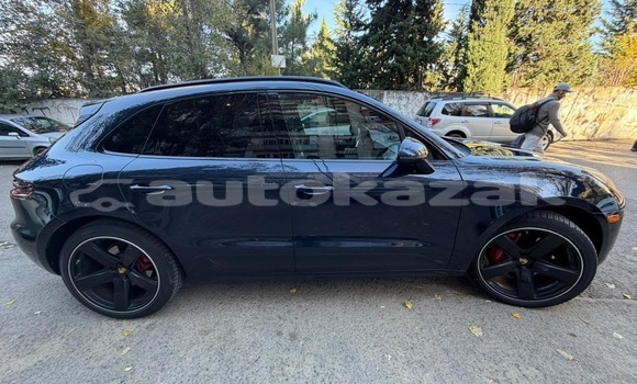 Buy Used Porsche Macan Blue Car in Georgiyev in Taraz Buy Used Porsche Macan Blue Car in Georgiyev in Taraz