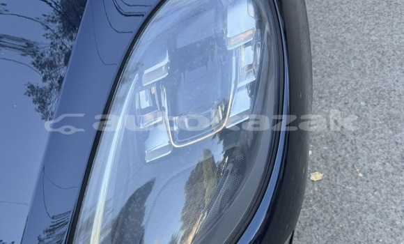 Buy Used Porsche Macan Blue Car in Georgiyev in Taraz Buy Used Porsche Macan Blue Car in Georgiyev in Taraz