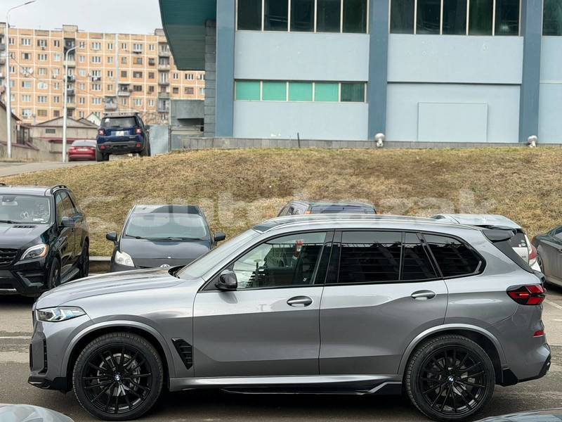 Big with watermark bmw x5 taraz georgiyev 6429