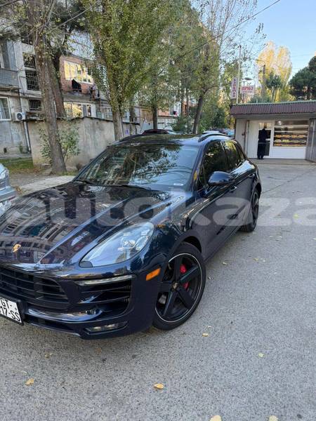 Big with watermark porsche macan taraz georgiyev 6436