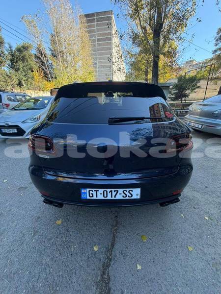 Big with watermark porsche macan taraz georgiyev 6436