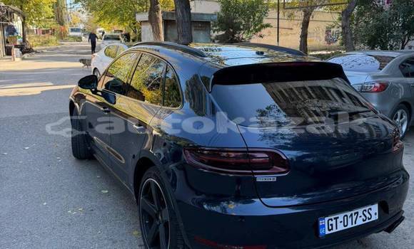 Buy Used Porsche Macan Blue Car in Georgiyev in Taraz Buy Used Porsche Macan Blue Car in Georgiyev in Taraz