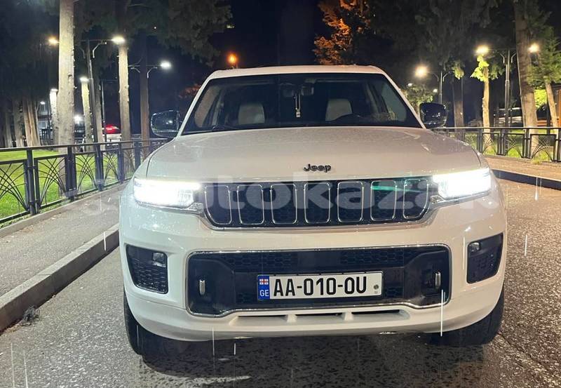 Big with watermark jeep grand cherokee taraz georgiyev 6447