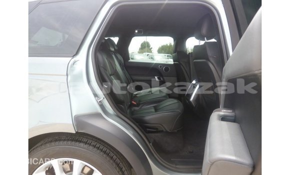 Buy Import Land Rover Range Rover Green Car in Import - Dubai in Akmecet Buy Import Land Rover Range Rover Green Car in Import - Dubai in Akmecet