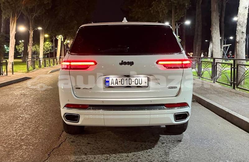 Big with watermark jeep grand cherokee taraz georgiyev 6447