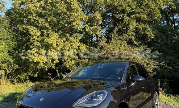 Buy Used Porsche Macan Black Car in Georgiyev in Taraz Buy Used Porsche Macan Black Car in Georgiyev in Taraz