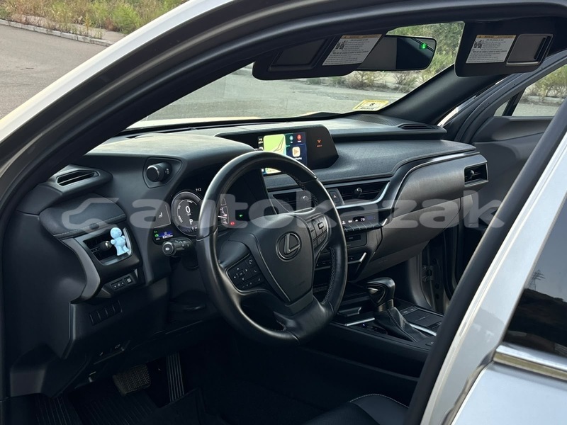 Big with watermark lexus ux taraz georgiyev 6449