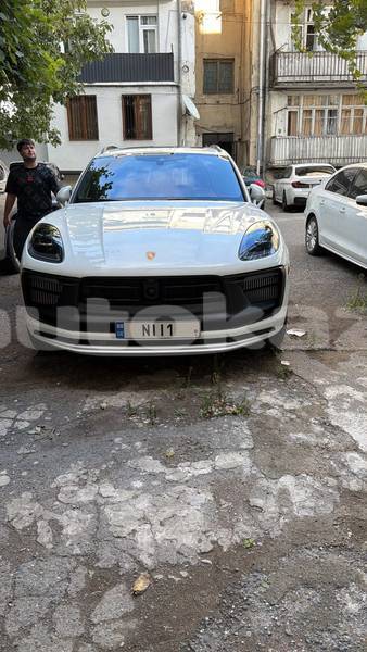 Big with watermark porsche macan taraz georgiyev 6455