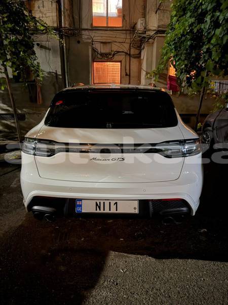 Big with watermark porsche macan taraz georgiyev 6455