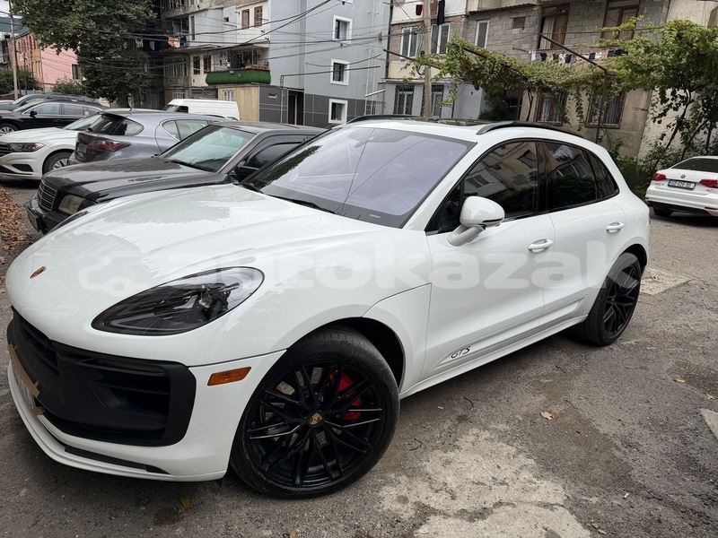 Big with watermark porsche macan taraz georgiyev 6455