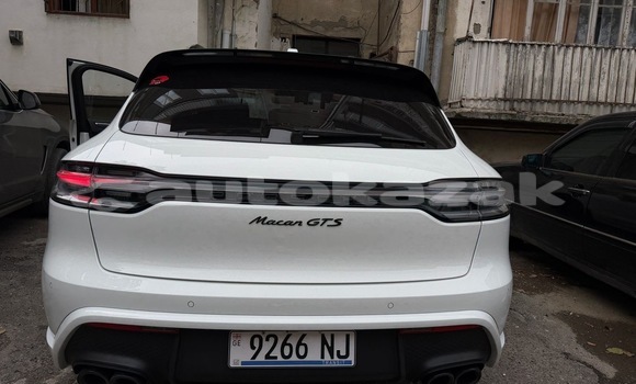 Buy Used Porsche Macan White Car in Georgiyev in Taraz Buy Used Porsche Macan White Car in Georgiyev in Taraz