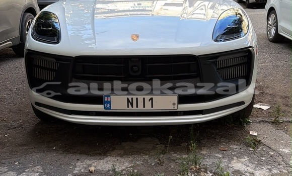 Buy Used Porsche Macan White Car in Georgiyev in Taraz Buy Used Porsche Macan White Car in Georgiyev in Taraz