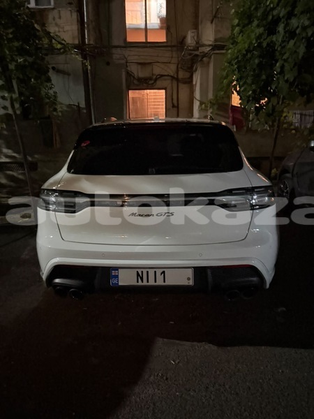 Big with watermark porsche macan taraz georgiyev 6455