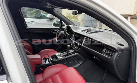 Buy Used Porsche Macan White Car in Georgiyev in Taraz Buy Used Porsche Macan White Car in Georgiyev in Taraz