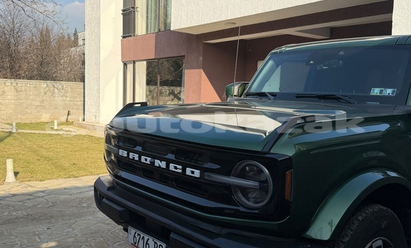 Buy Used Ford Bronco Green Car in Georgiyev in Taraz