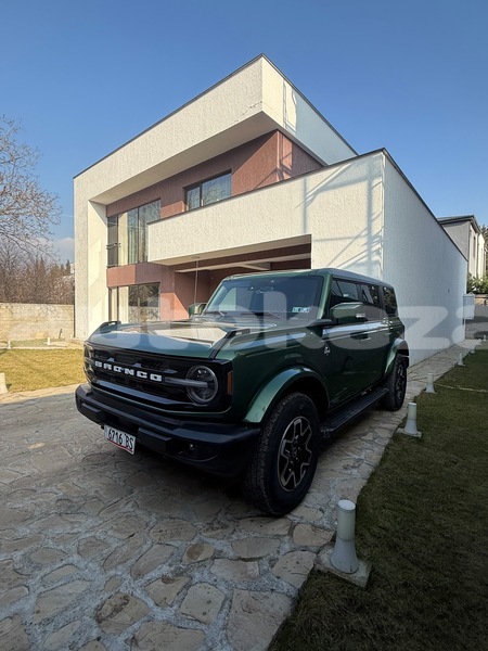 Big with watermark ford bronco taraz georgiyev 6464
