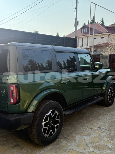 Big with watermark ford bronco taraz georgiyev 6464
