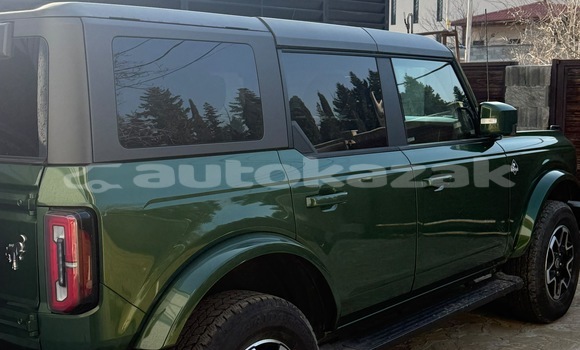Buy Used Ford Bronco Green Car in Georgiyev in Taraz Buy Used Ford Bronco Green Car in Georgiyev in Taraz