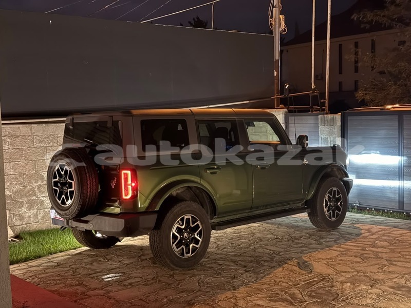 Big with watermark ford bronco taraz georgiyev 6464