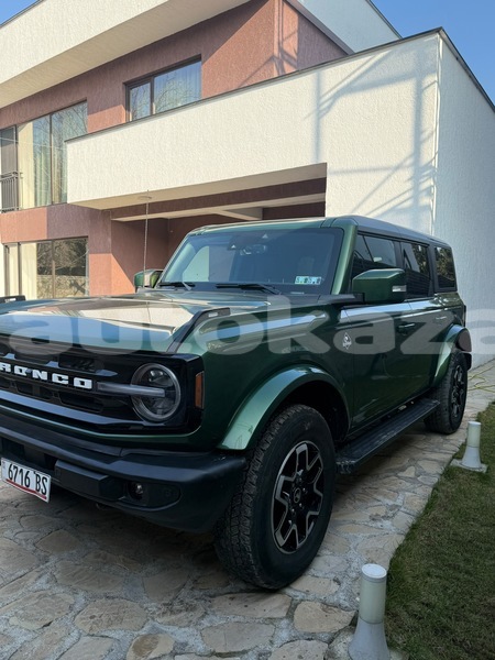 Big with watermark ford bronco taraz georgiyev 6464