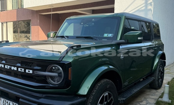 Buy Used Ford Bronco Green Car in Georgiyev in Taraz Buy Used Ford Bronco Green Car in Georgiyev in Taraz
