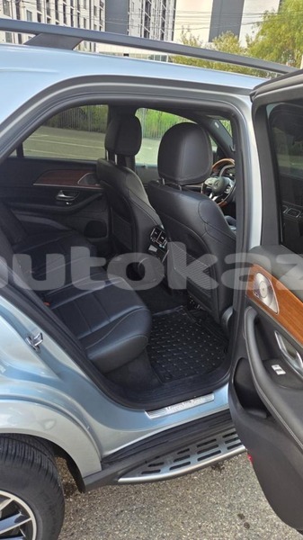 Big with watermark mercedes benz gle taraz georgiyev 6482