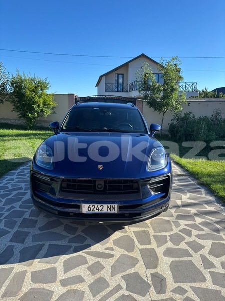 Big with watermark porsche macan taraz georgiyev 6485