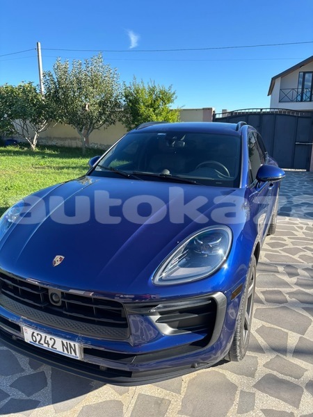 Big with watermark porsche macan taraz georgiyev 6485