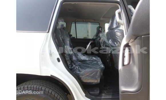 Buy Import Toyota Prado White Car in Import - Dubai in Akmecet Buy Import Toyota Prado White Car in Import - Dubai in Akmecet