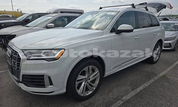 Buy Used Audi Q7 White Car in Georgiyev in Taraz