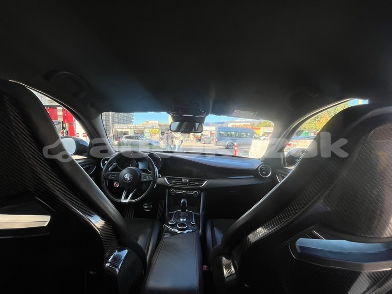 Big with watermark alfa romeo giulia taraz georgiyev 6494