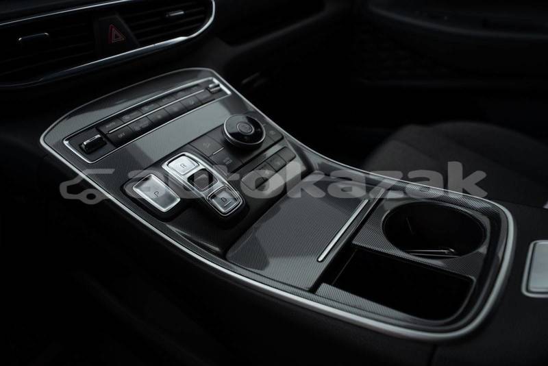 Big with watermark hyundai santa fe taraz georgiyev 6495