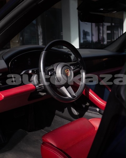 Big with watermark porsche panamera taraz georgiyev 6500